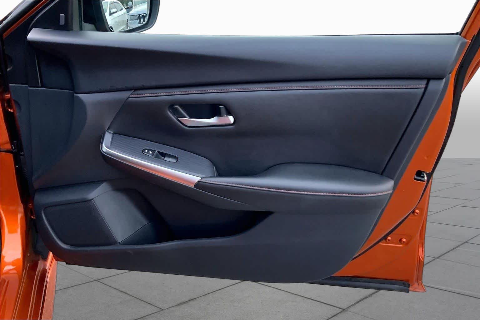 Used 2025 Monarch Orange Metallic/Super Black Nissan SR image 22