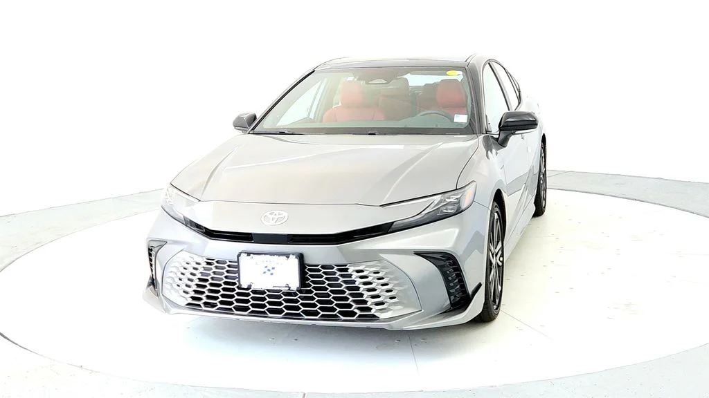 New 2026 Heavy Metal with Midnight Black Metallic roof Toyota XSE image 2