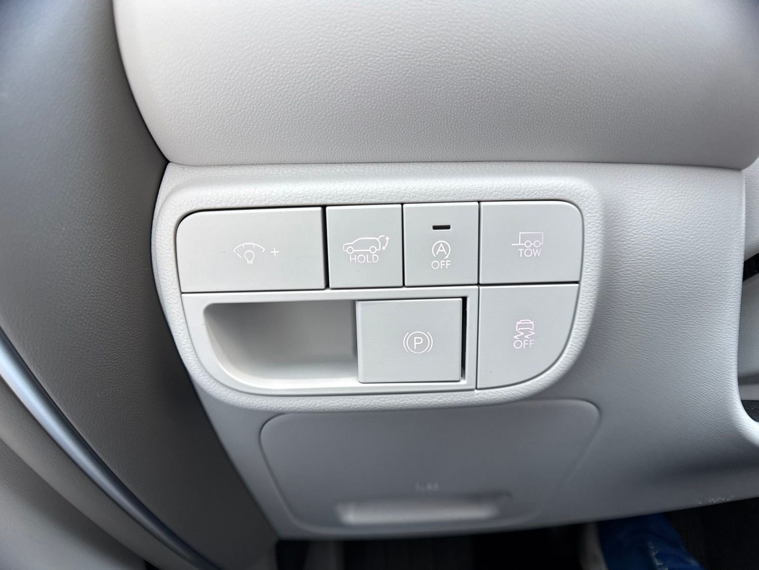 Used 2026 White Hyundai Limited image 24