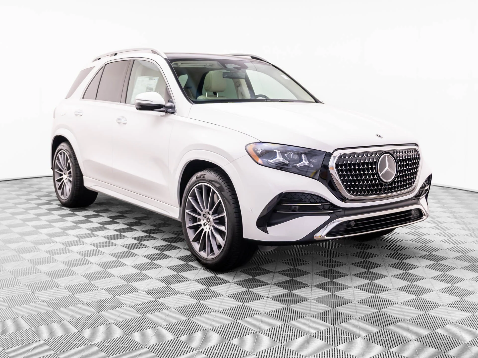 New 2027 White Mercedes-Benz GLE 450 image 7