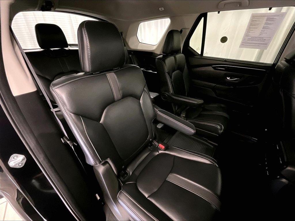 Used 2023 Black Honda EX-L image 16