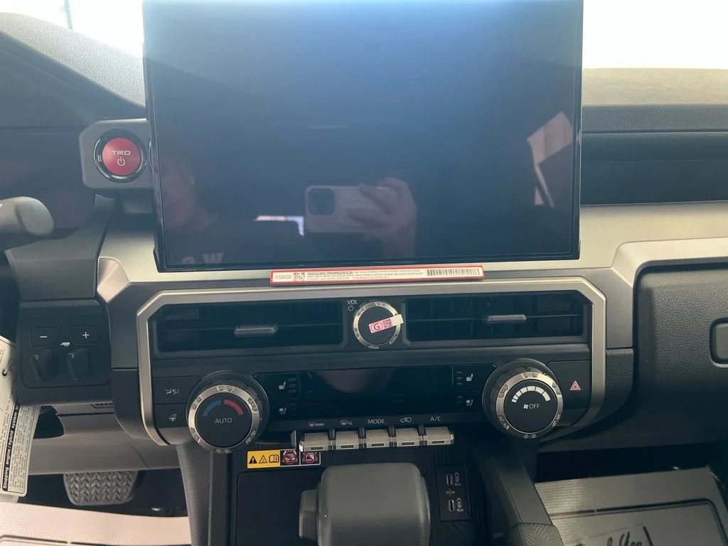 2026 Toyota 4Runner TRD Off-Road Premium - Photo 18