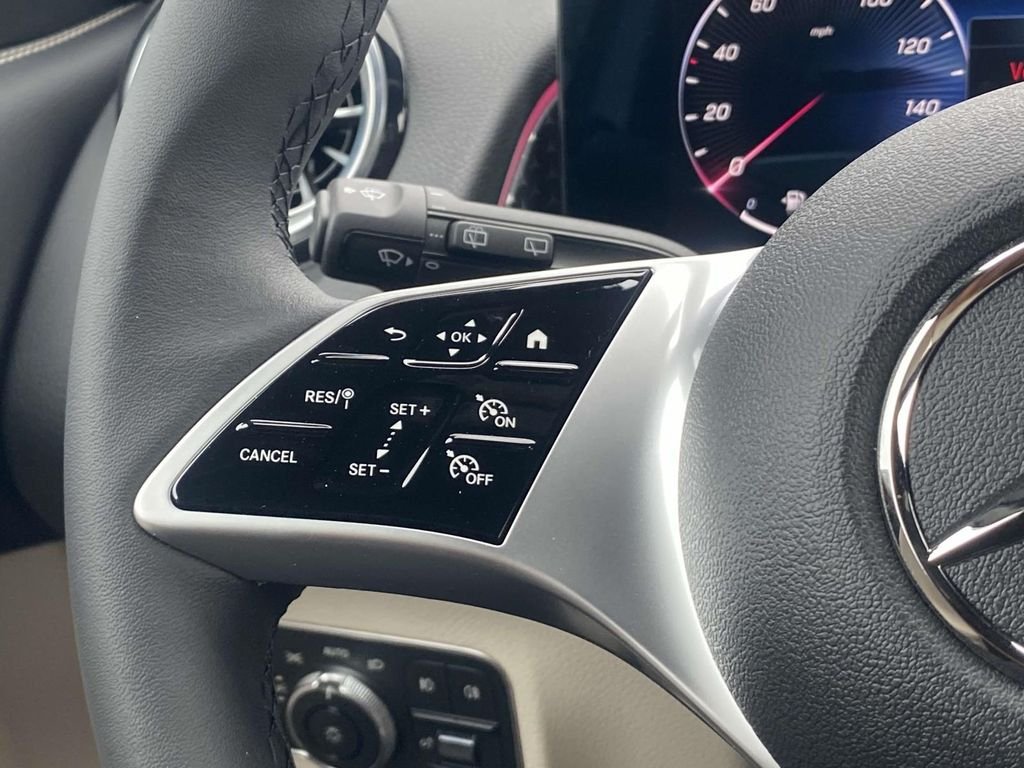 2025 Mercedes-Benz GLB Base - Photo 21