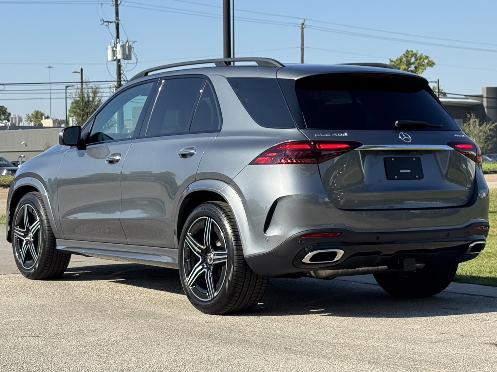 New 2026 Selenite Grey Metallic Mercedes-Benz GLE 450 image 28