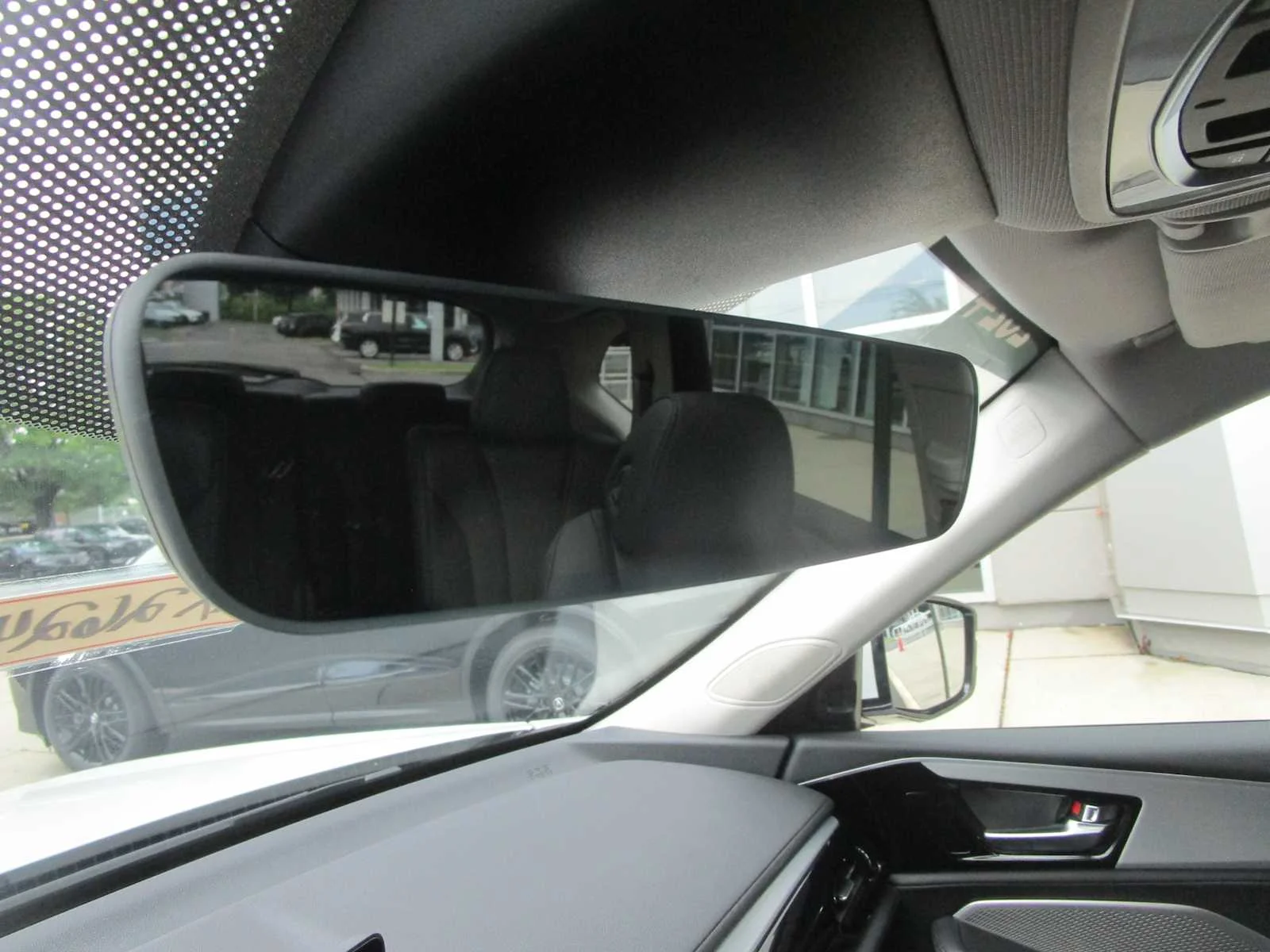 Certified Used 2024 Platinum White Pearl Acura  image 28