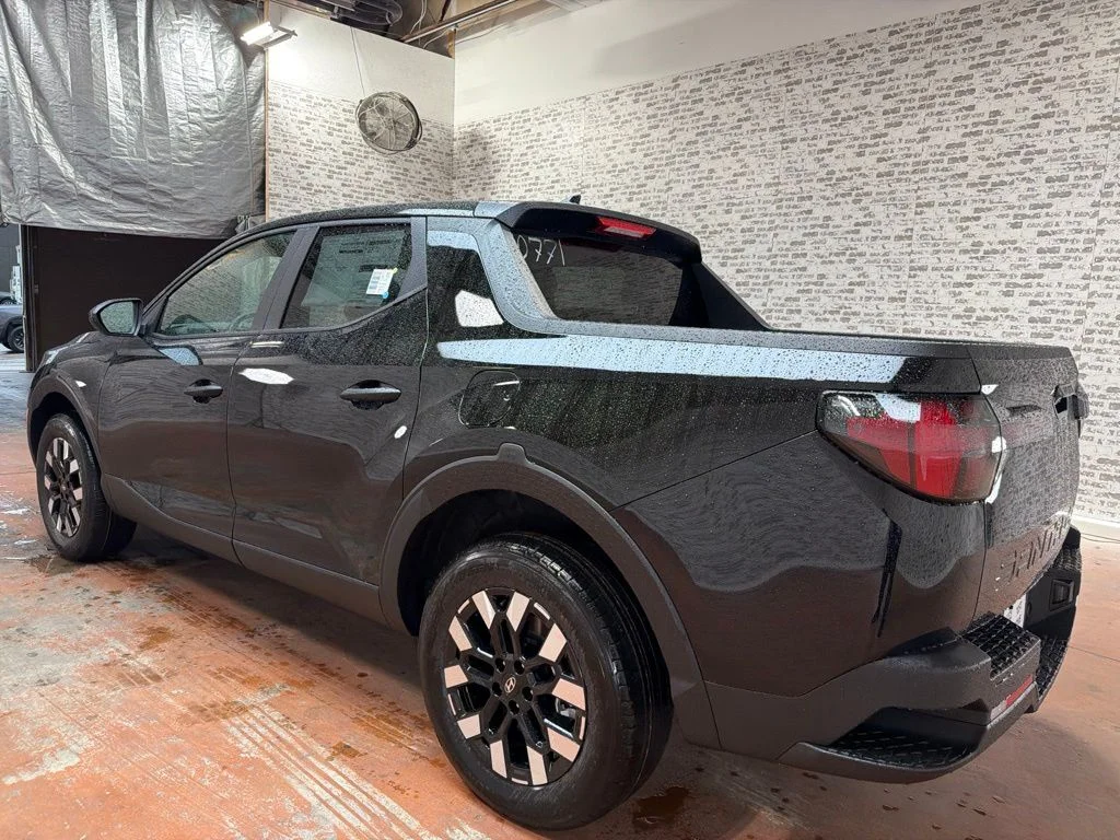 New 2027 Phantom Black Hyundai SE image 5