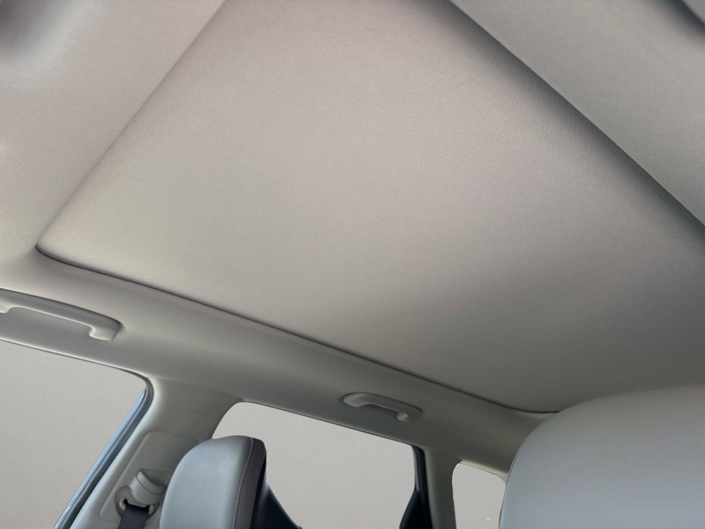 New 2027 Pale Gray Kia EX image 21