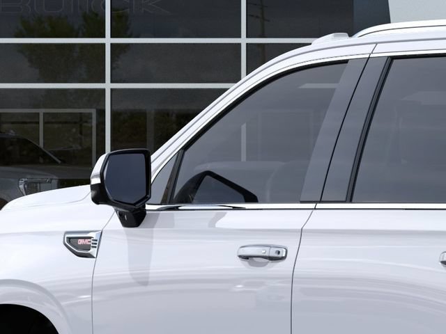2026 GMC Yukon Denali - Photo 12
