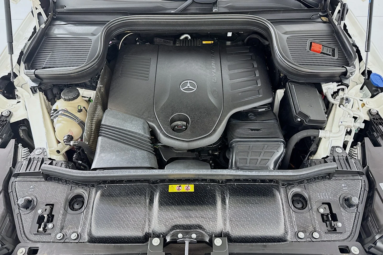 Certified Used 2024 Polar White Mercedes-Benz 450 image 11
