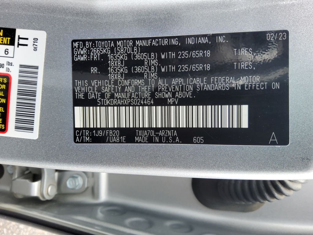 Used 2023  Toyota L image 20