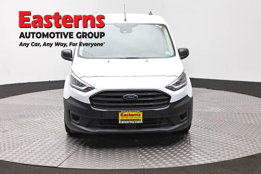 Used 2022 White Ford XL image 2