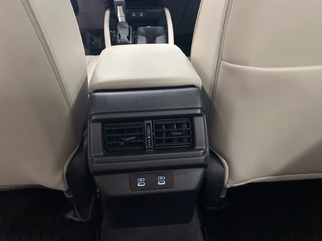 Used 2025 Gray Honda Touring image 13