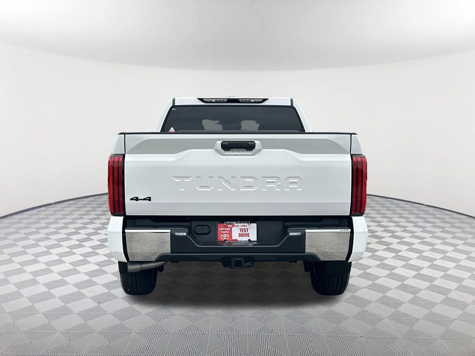 Used 2024 Ice Cap Toyota SR5 image 6