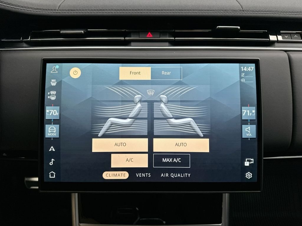 New 2026 Carpathian Grey Land Rover SE image 25