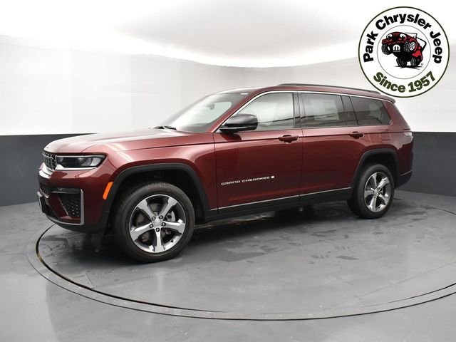 New 2026 Velvet Red Pearl-Coat Exterior Paint Jeep Limited image 3