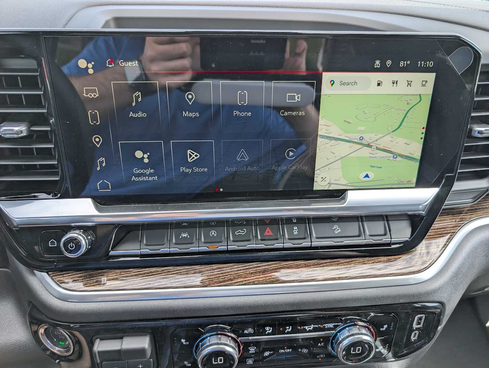 New 2026 Onyx Black GMC Elevation image 23