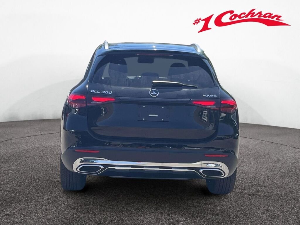 New 2026 2040/Black Mercedes-Benz GLC 300 image 8