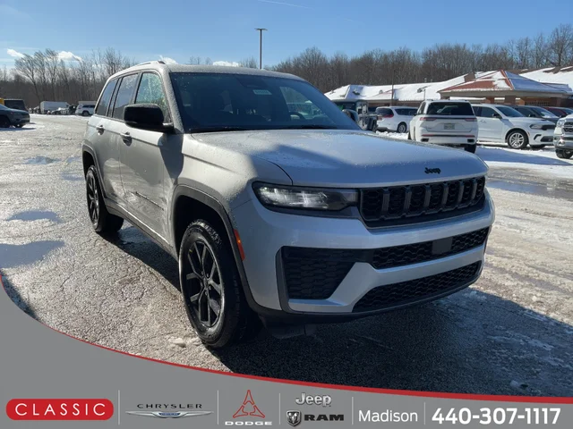 2026 Jeep Grand Cherokee Altitude 4x4