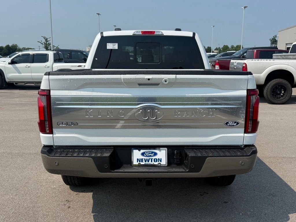 New 2026 Star White Metallic Tri-Coat Ford King Ranch® image 39