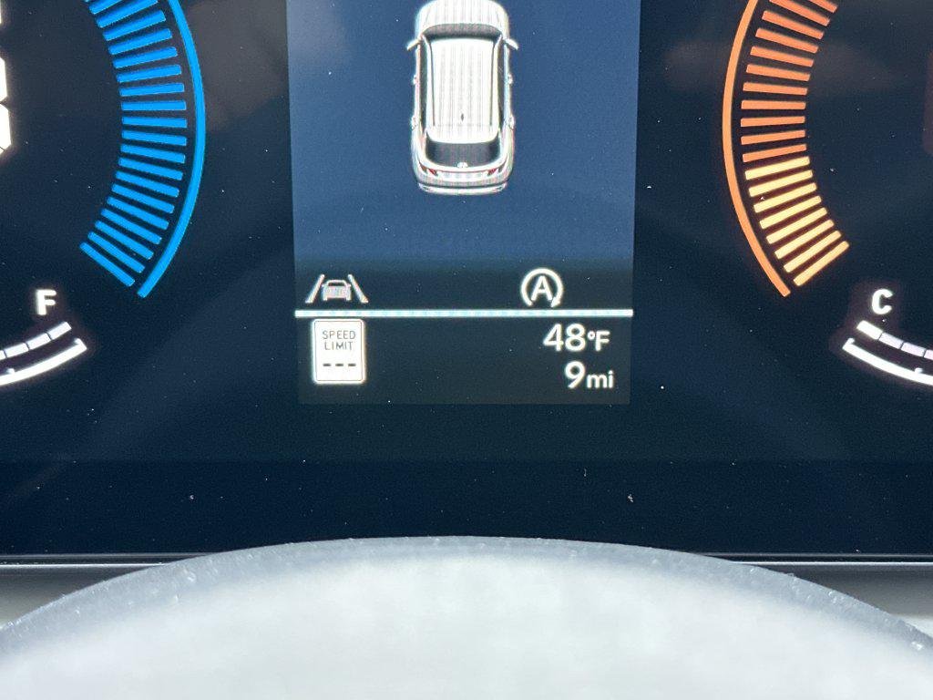 New 2026 White Hyundai SEL Plus AWD image 10