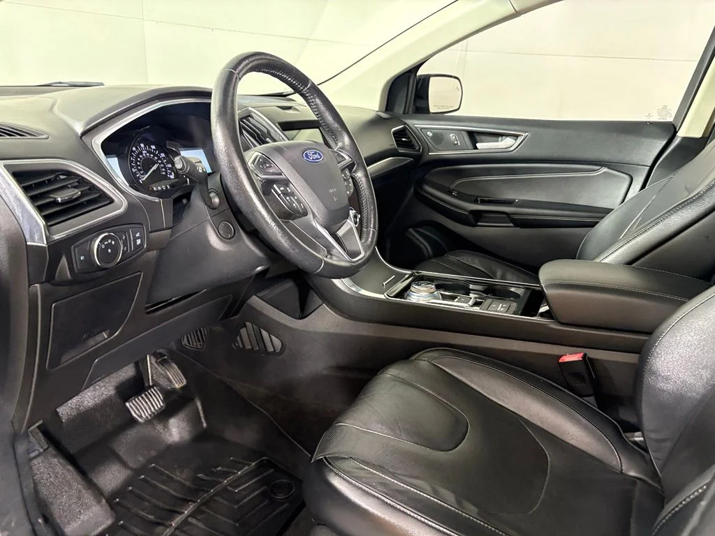 Used 2020 Black Ford Titanium image 21