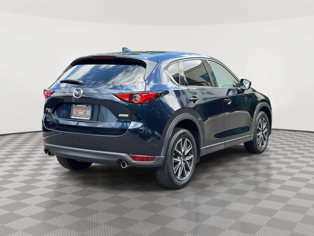Used 2018 Deep Crystal Blue Mica Mazda Grand Touring image 5