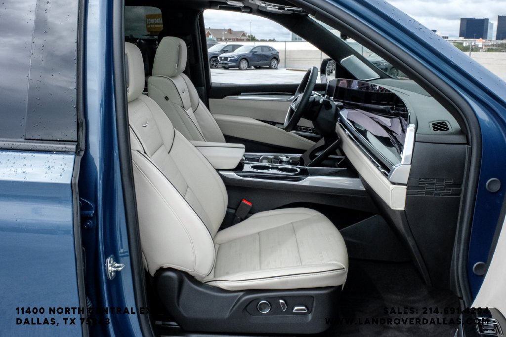 Used 2025 Deep Sea Metallic Cadillac Sport image 29