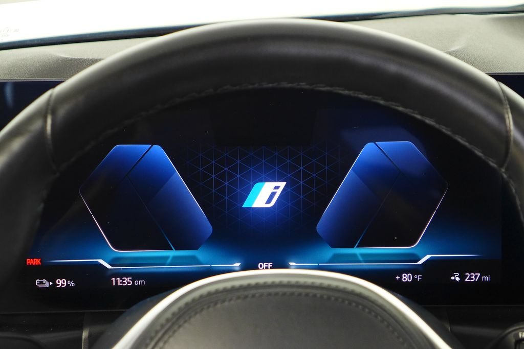 Used 2023 Black Sapphire Metallic BMW eDrive40 image 28