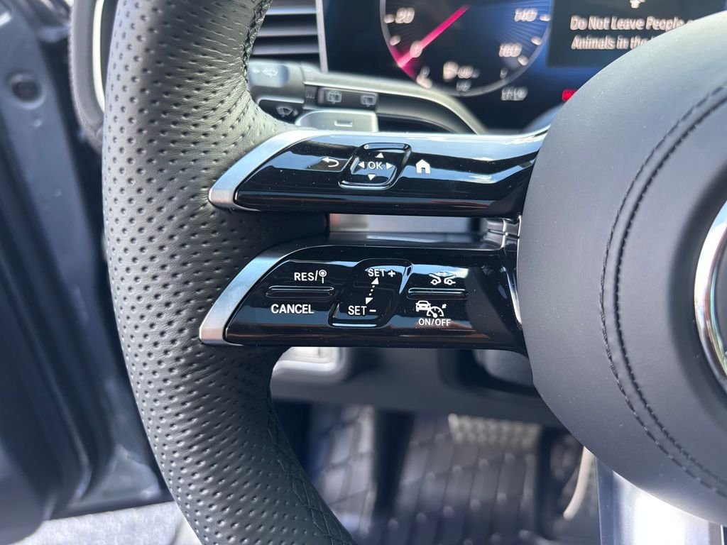 New 2026 Selenite Grey Metallic Mercedes-Benz GLS 450 image 20