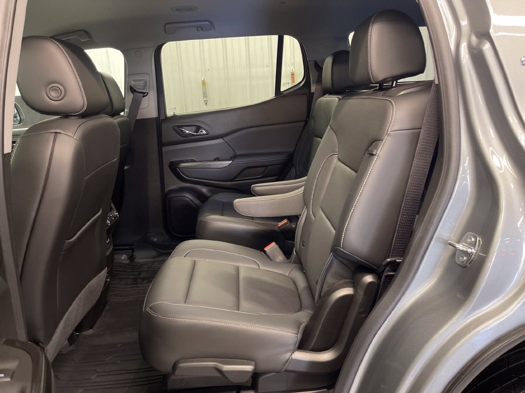 Used 2023 STERLING METALLIC GMC SLT image 21