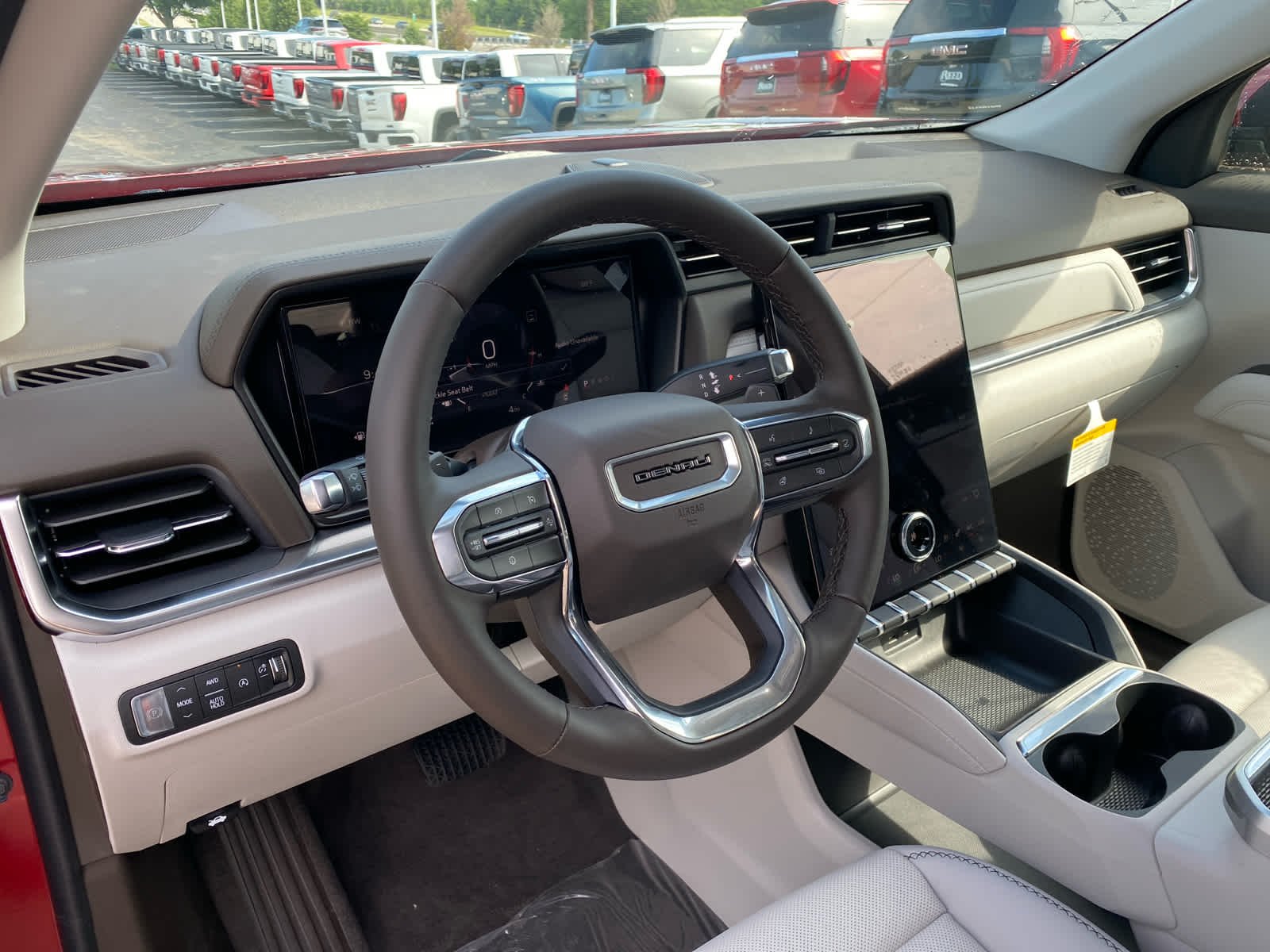 2026 GMC Terrain Denali - Photo 10