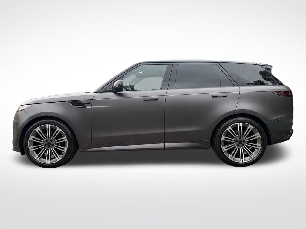 Used 2026 Gray Land Rover Dynamic SE image 5