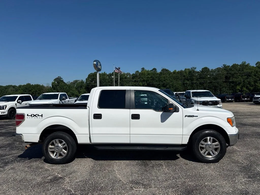 Used 2012 White Ford XLT image 22