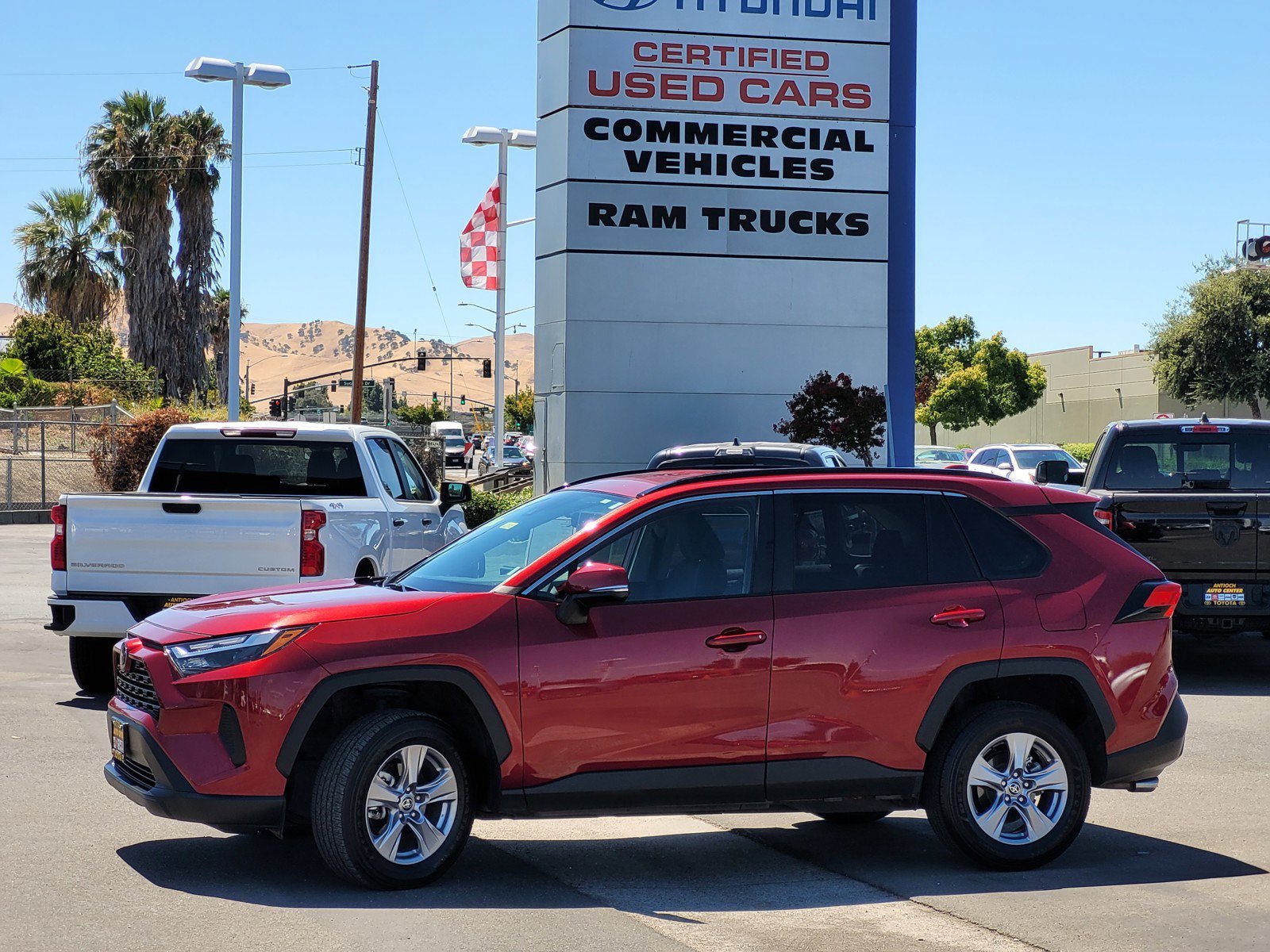 Used 2025 Red Toyota XLE image 7