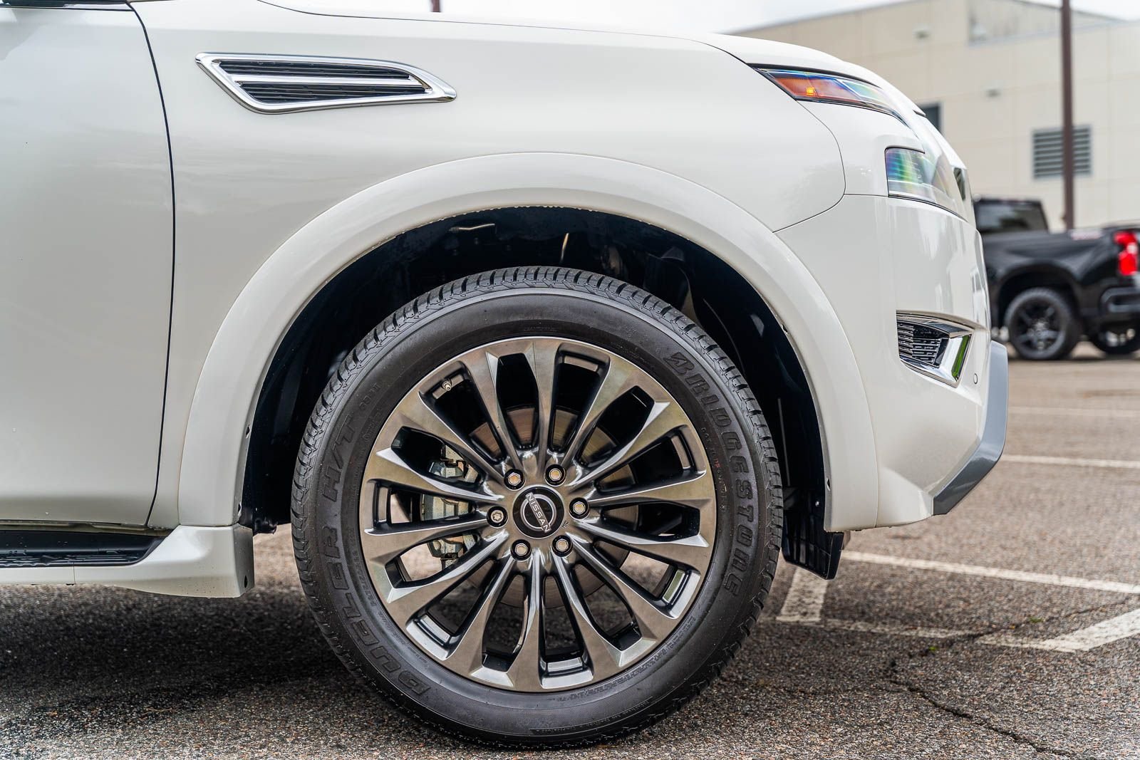 2023 Nissan Armada Platinum - Photo 9