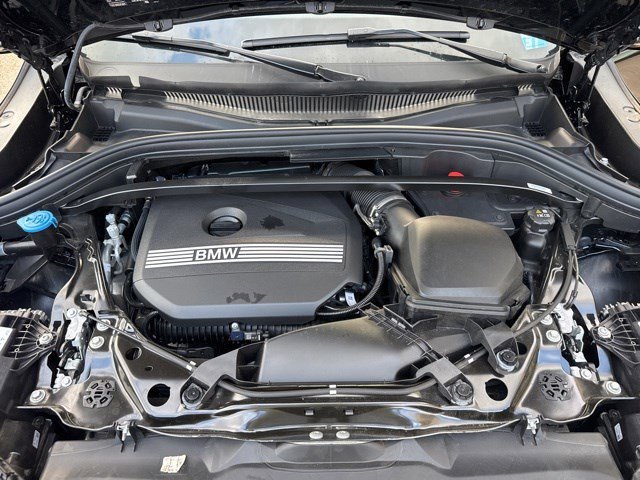 Used 2025 Black Sapphire Metallic BMW xDrive28i image 33