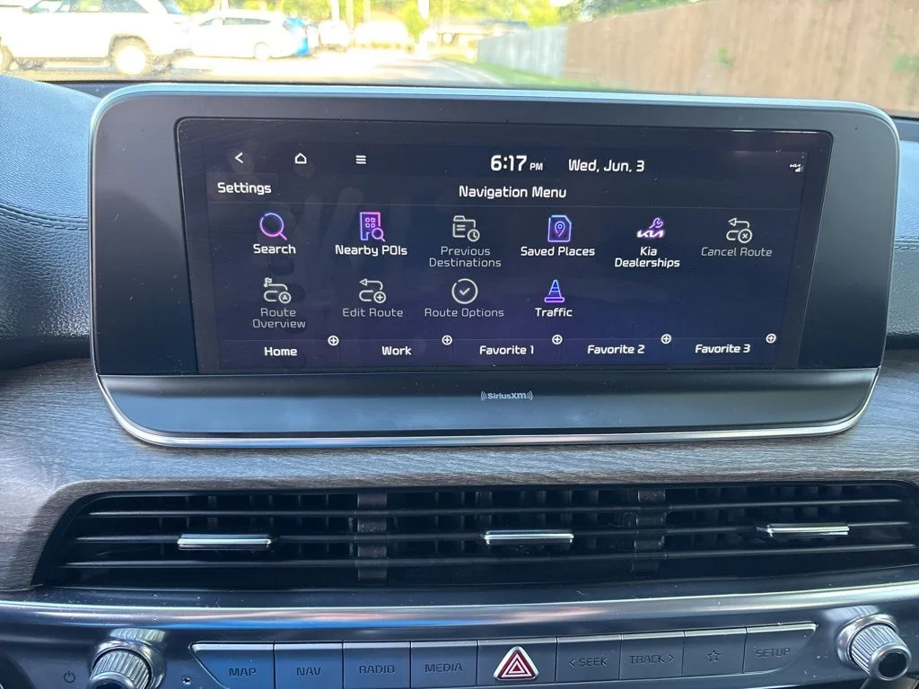 Used 2022 Gray Kia EX image 32
