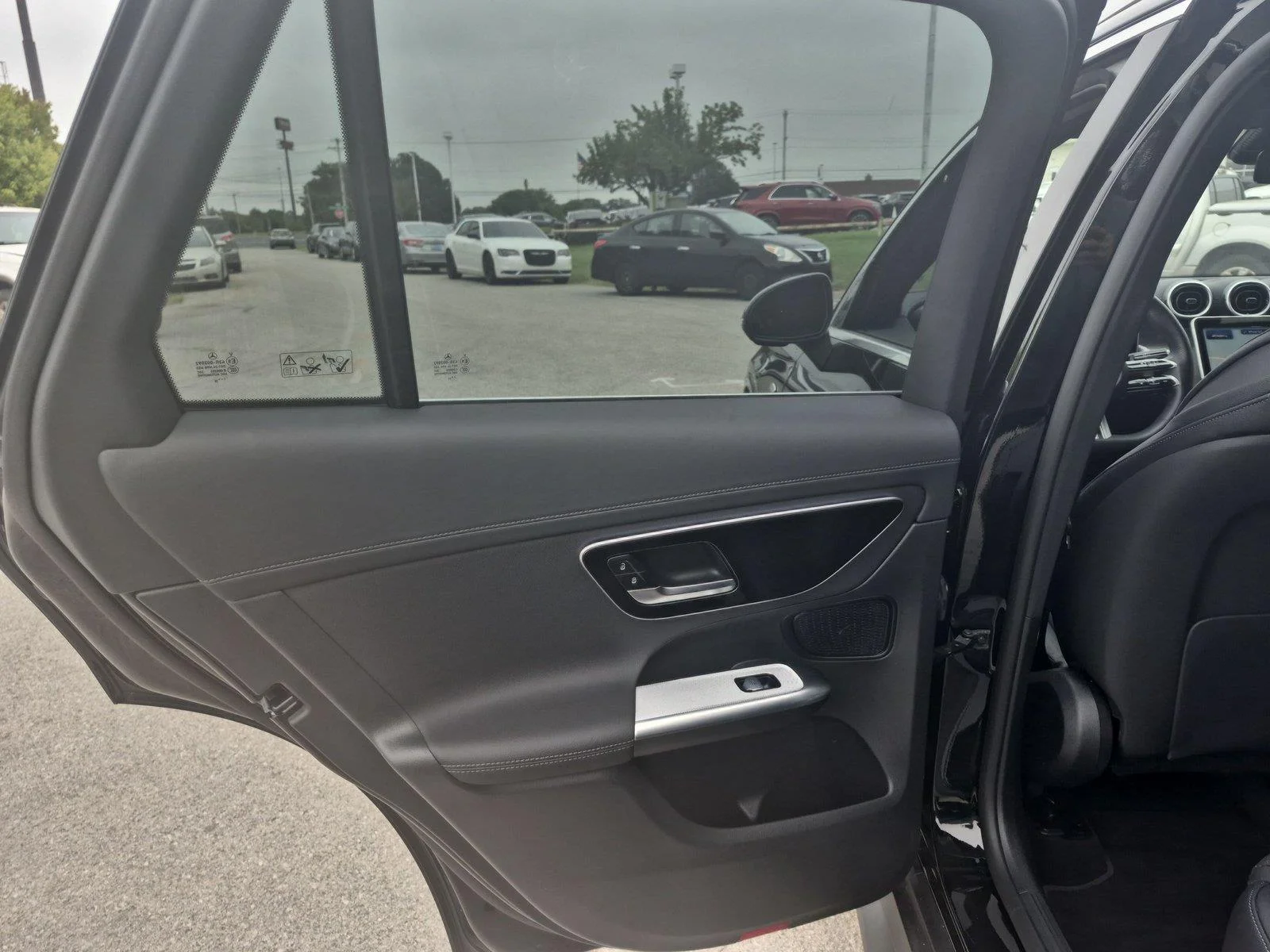 Certified Used 2025 Black Mercedes-Benz GLC 350e image 30