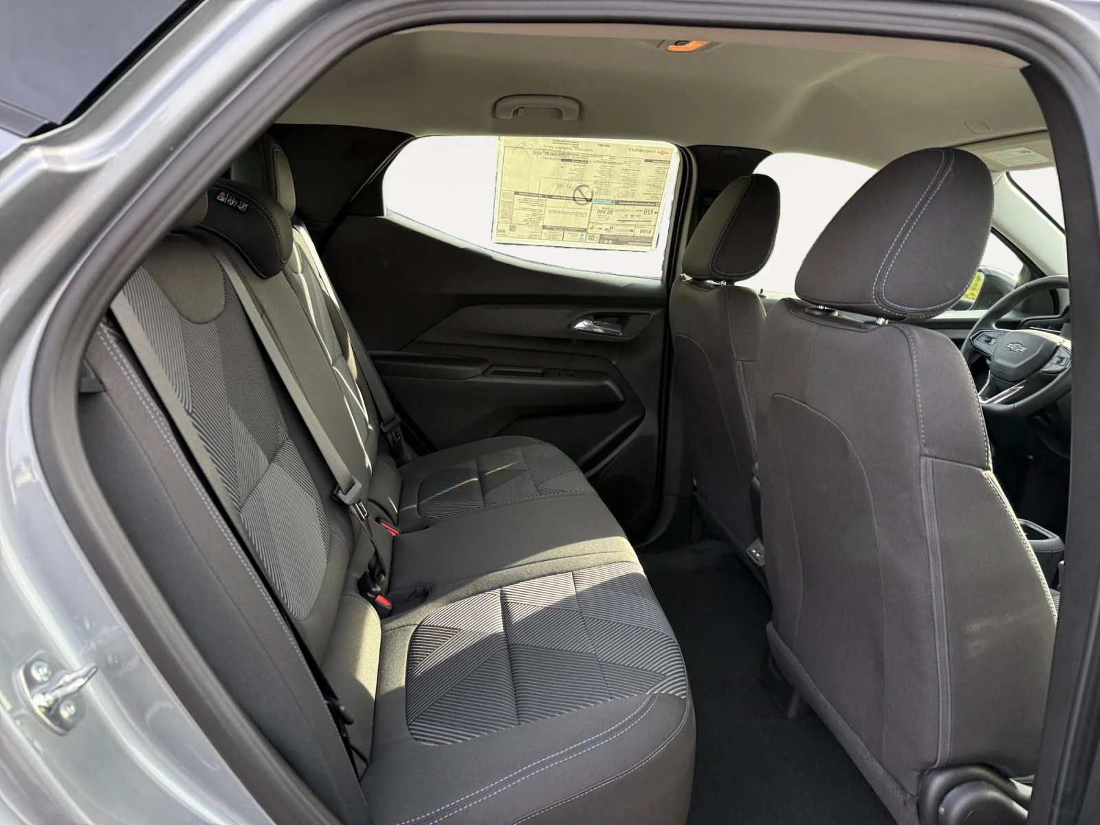 2027 Chevrolet Bolt LT - Photo 18