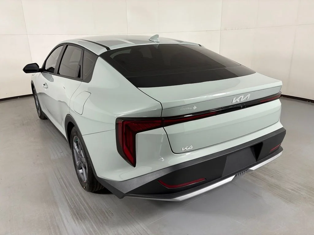 New 2026  Kia LXS image 6