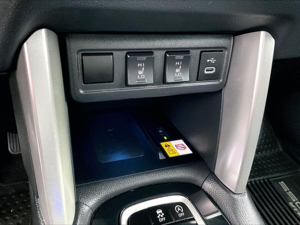 Used 2023 Silver Toyota XLE image 27