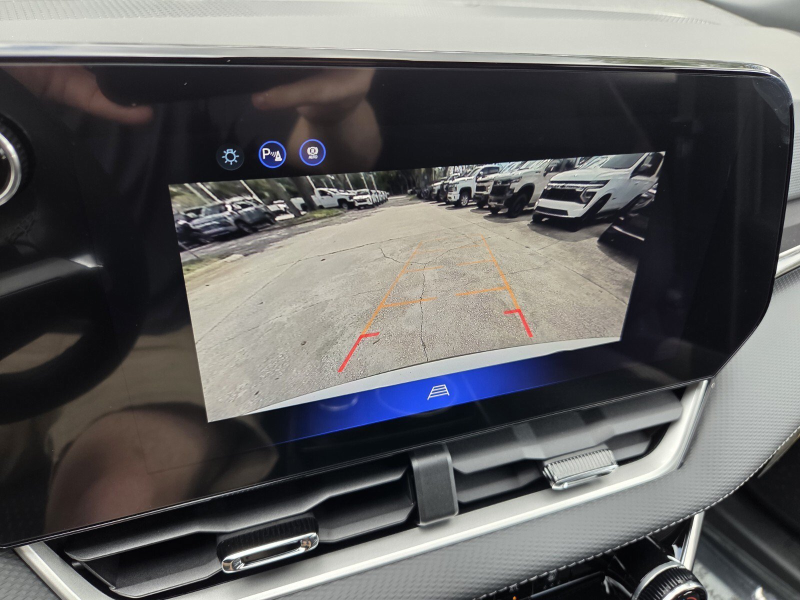 2027 Chevrolet Equinox LT - Photo 33