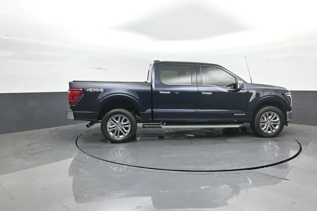 Used 2024 Blue Metallic Ford Lariat image 8