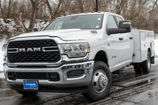 2024 RAM Ram 3500 Chassis Cab SLT