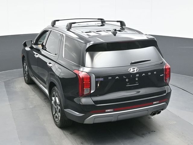 Used 2023 Black Hyundai Limited image 10