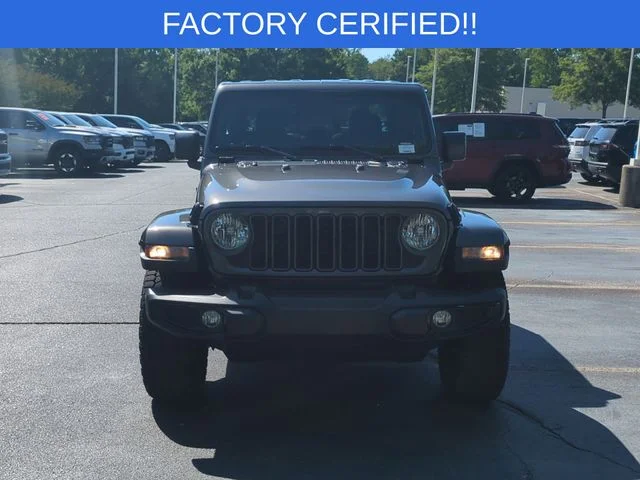 Used 2025 Gray Jeep Nighthawk image 8