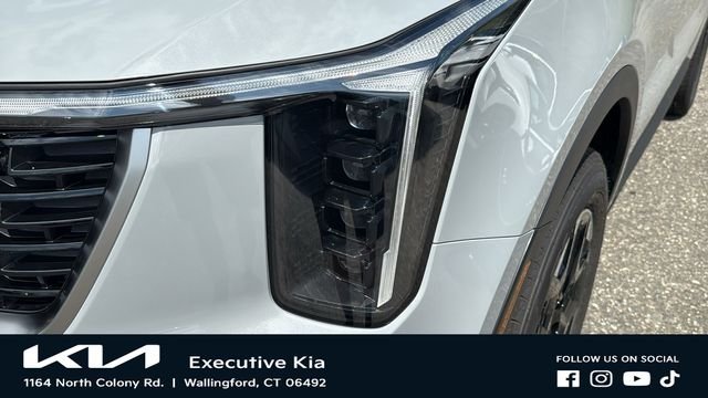 New 2026 Wolf Gray Kia S image 7