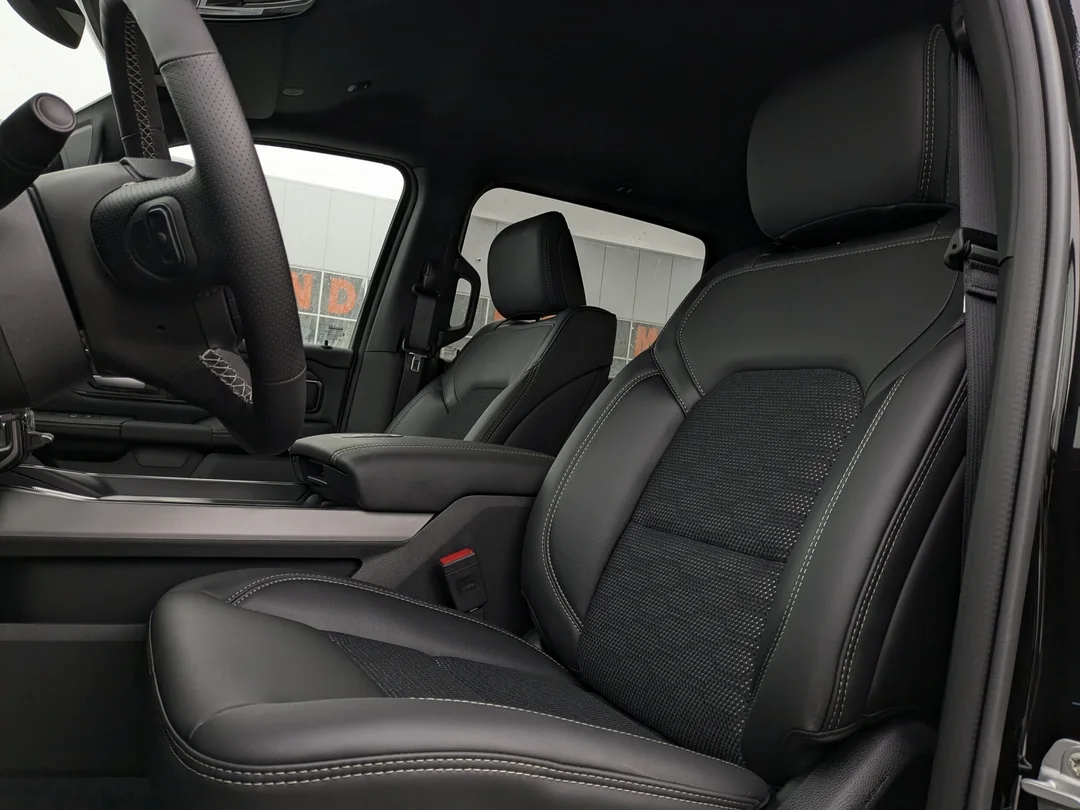 New 2026 Black RAM Sport - - Hurricane Turbo - 3.92 Axle - Anti-Spin Diff - Remote Start & More! image 14