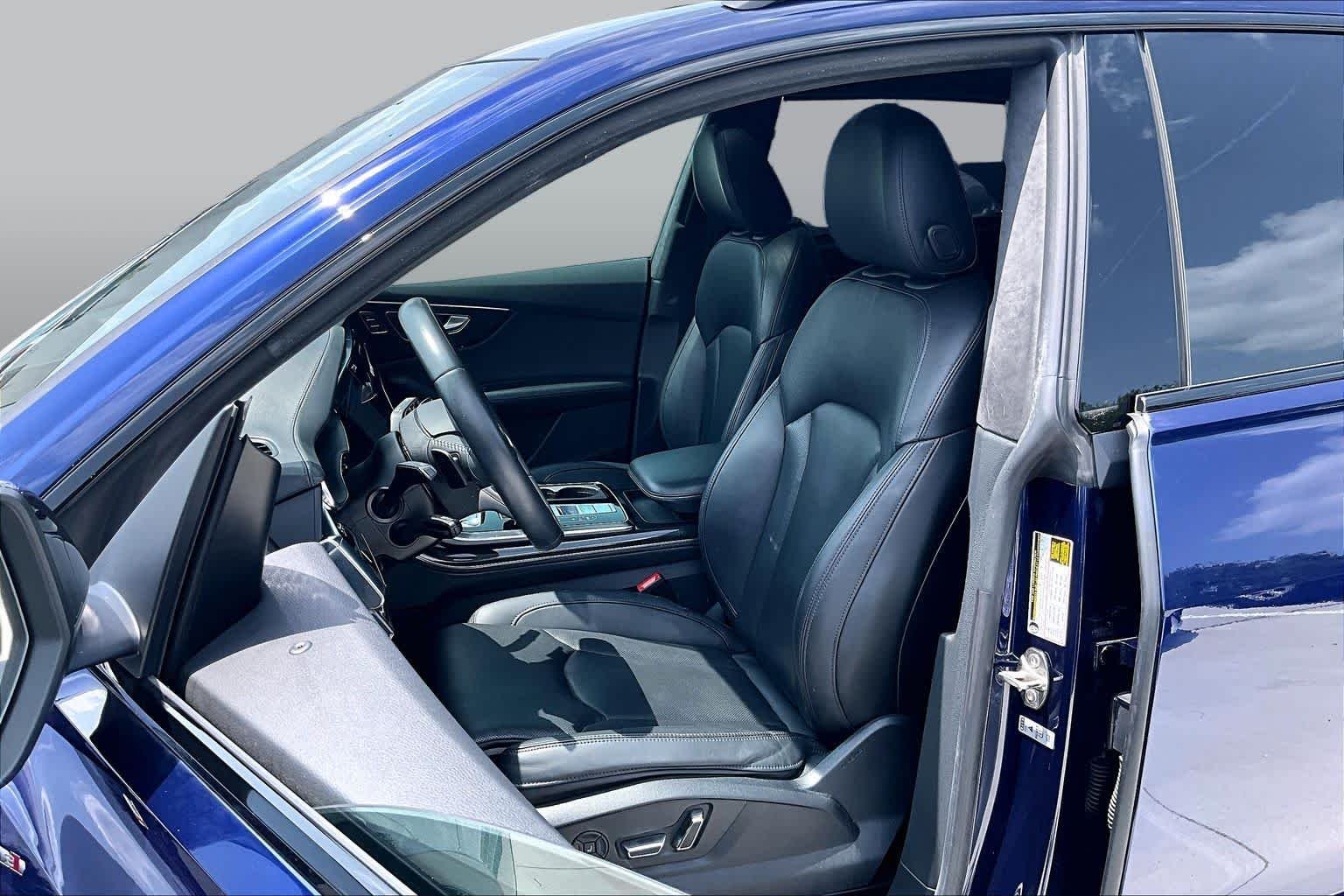 Used 2020 Navarra Blue Metallic Audi Prestige image 8