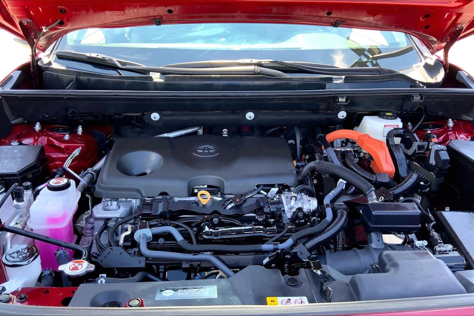 Used 2025 Ruby Flare Pearl Toyota Hybrid Limited image 31